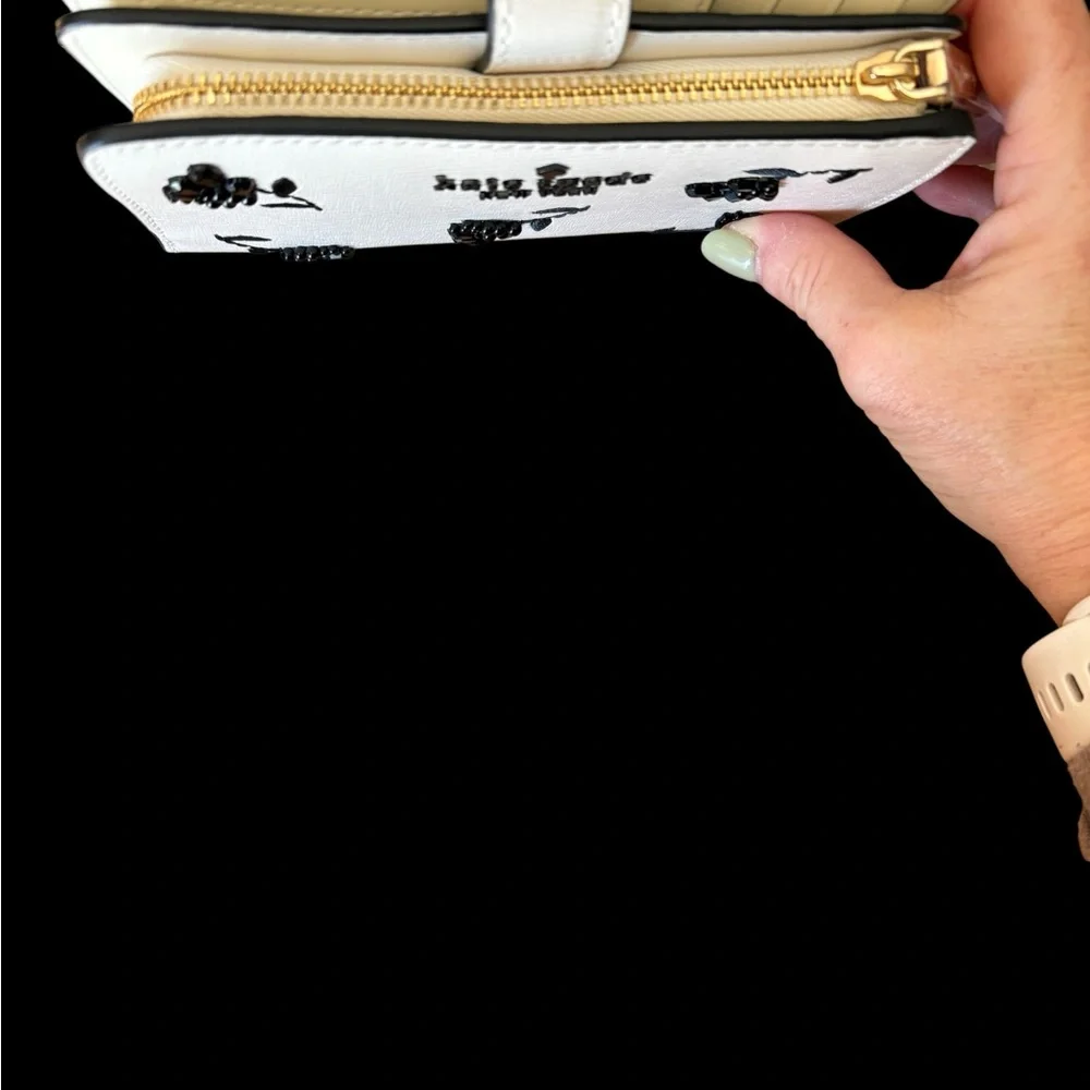 NWT Kate Spade Cream and Black Embellished Wallet - Picture 4 of 8